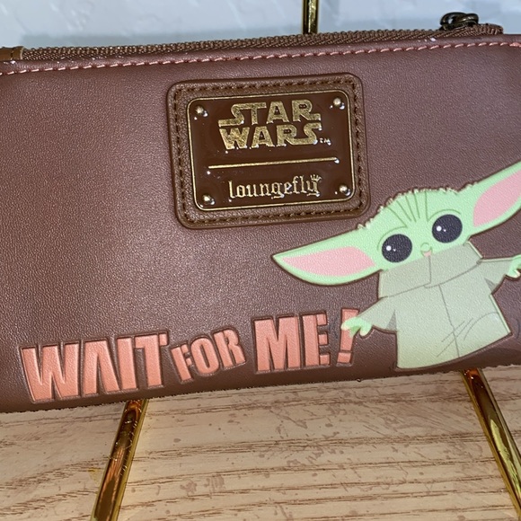 Loungefly Star Wars The Child Brown Zip Wallet - 'Wait For Me' - Picture 2 of 9